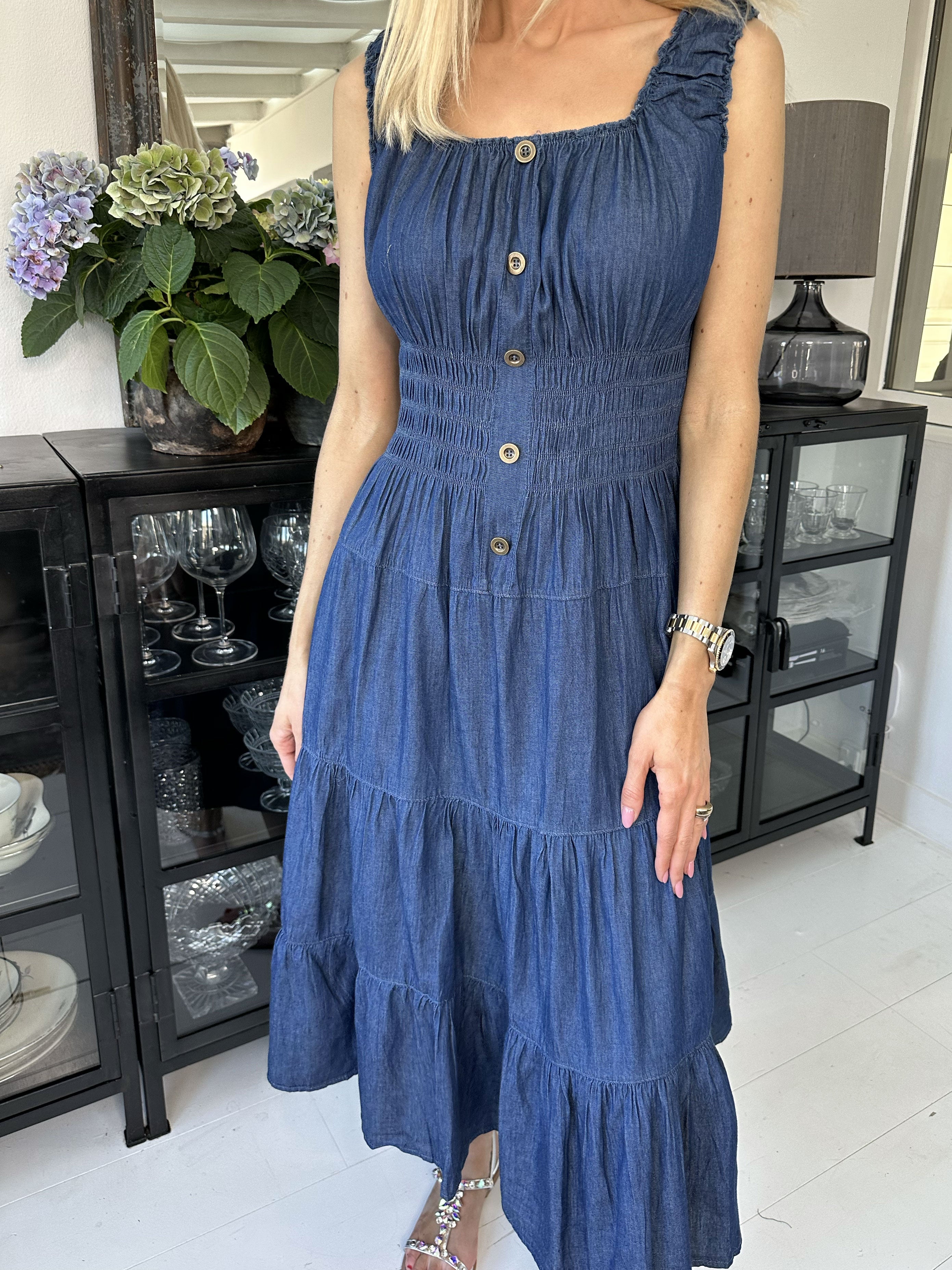 Harper Denim - Sød kjole i bomuld med lag på lag look